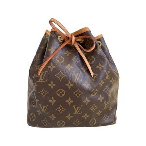 Louis Vuitton Monogram Canvas Petit Noé Bucket Bag
